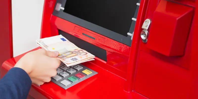 Điểm đặc biệt khi rút tiền 789p